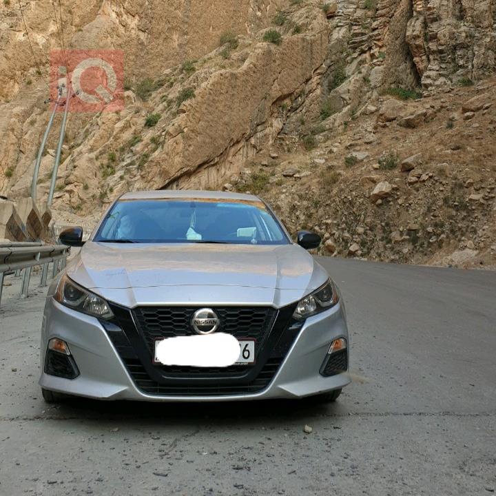 نيسان ألتيما